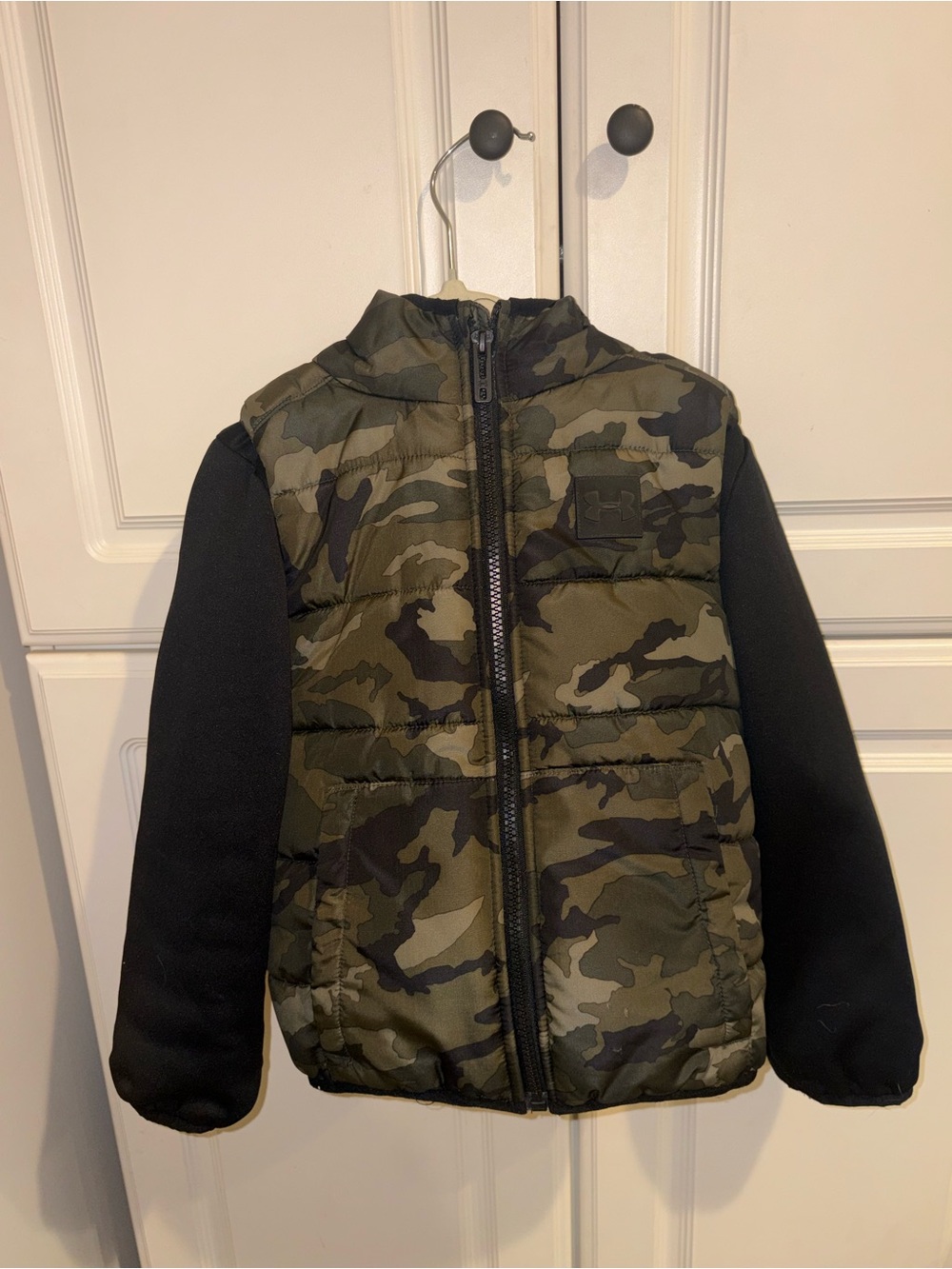 Under Armour Boys' Green Camo Puffer with Black Knit Sleeves
